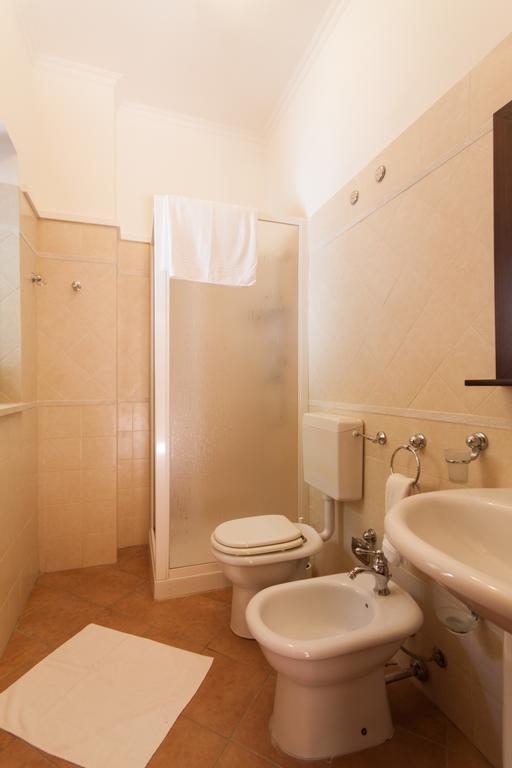 Casa Vacanze S. Marco Valderice Phòng bức ảnh