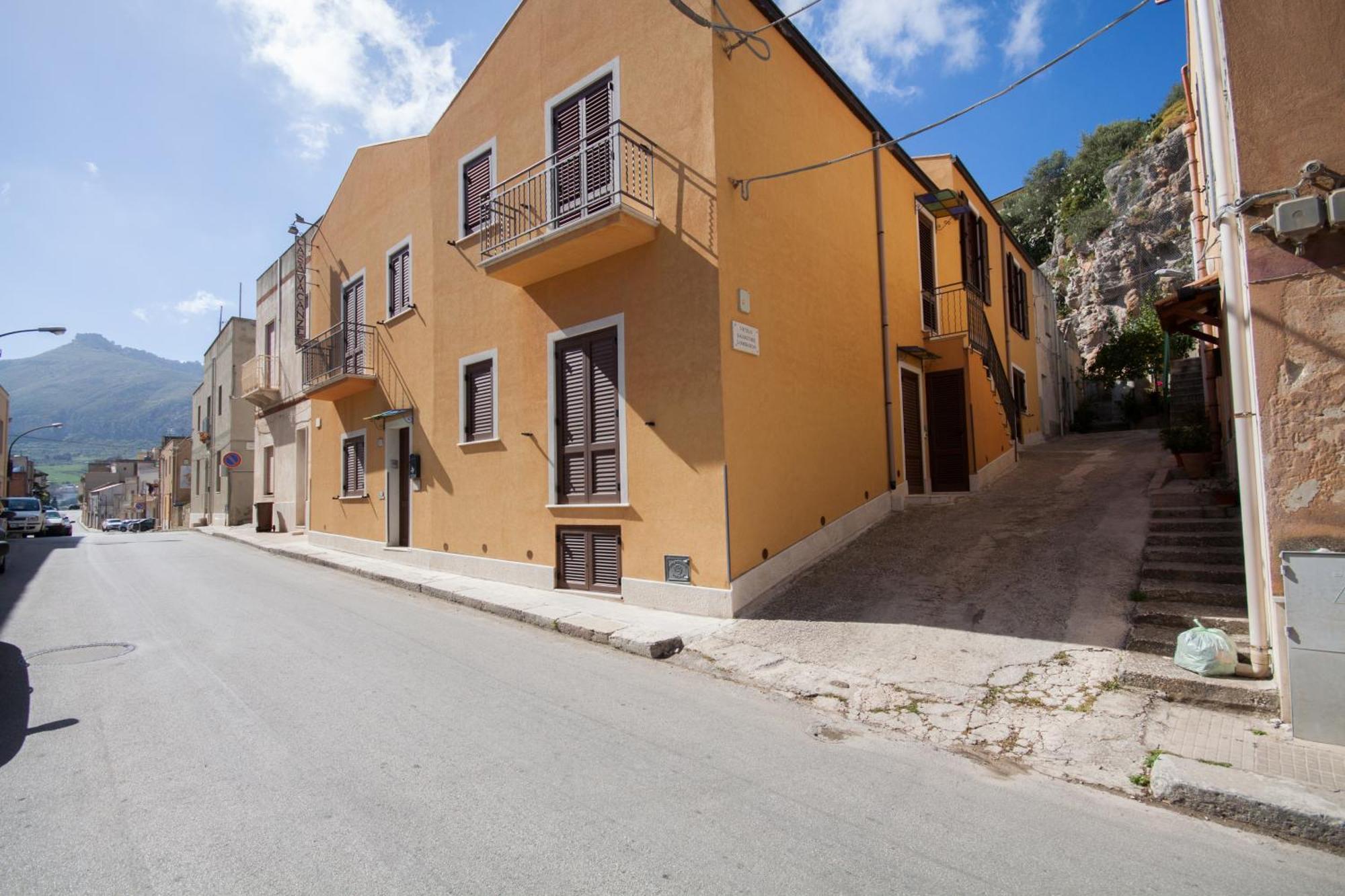 Casa Vacanze S. Marco Valderice Ngoại thất bức ảnh