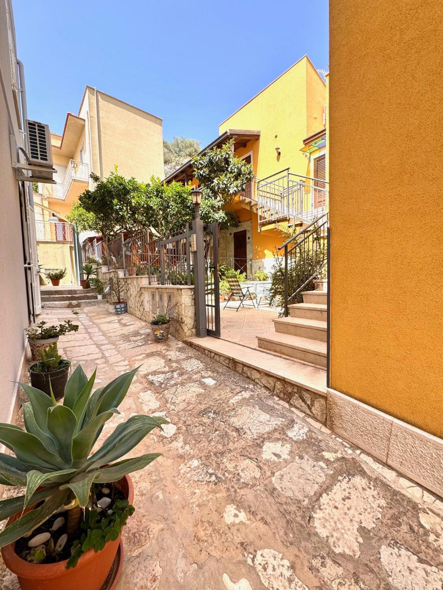 Casa Vacanze S. Marco Valderice Ngoại thất bức ảnh