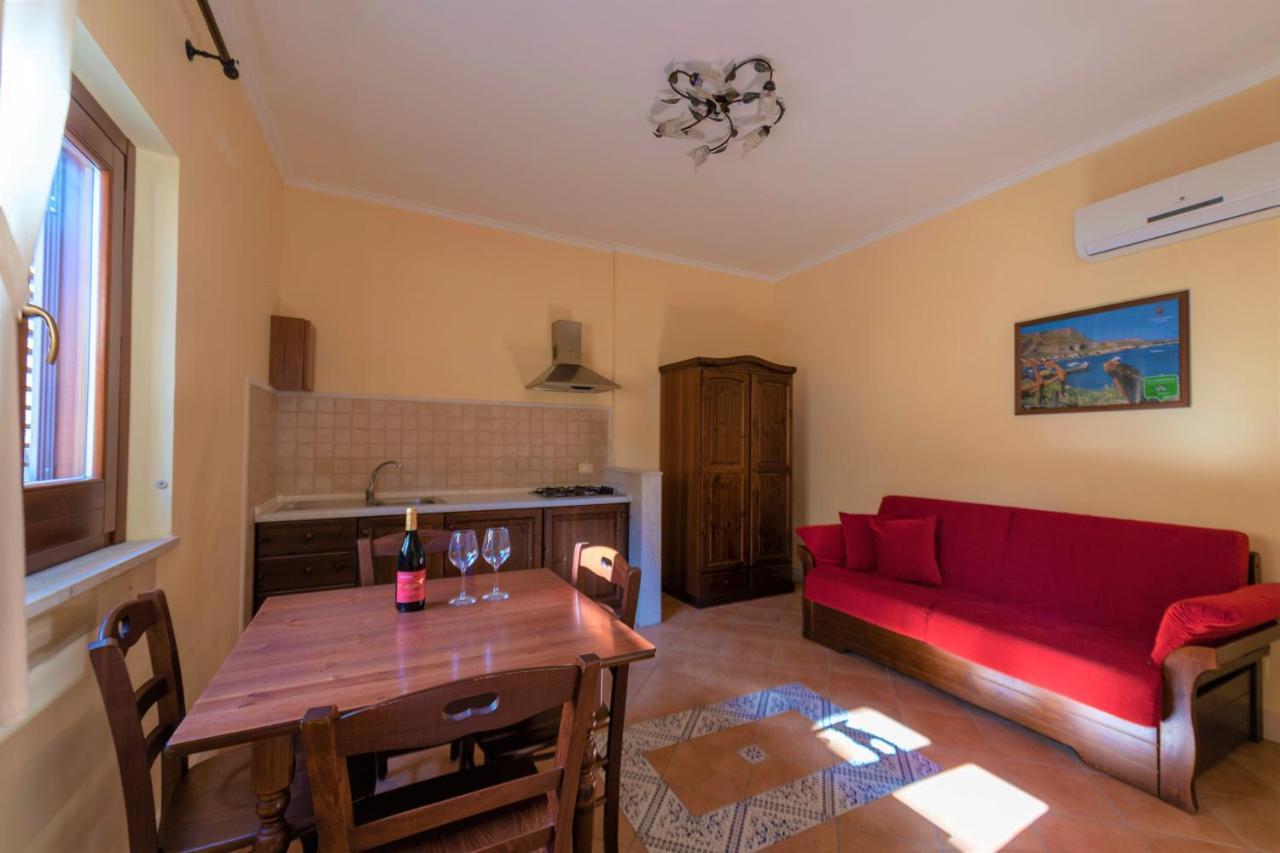Casa Vacanze S. Marco Valderice Ngoại thất bức ảnh