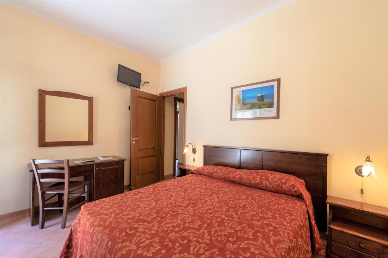 Casa Vacanze S. Marco Valderice Ngoại thất bức ảnh